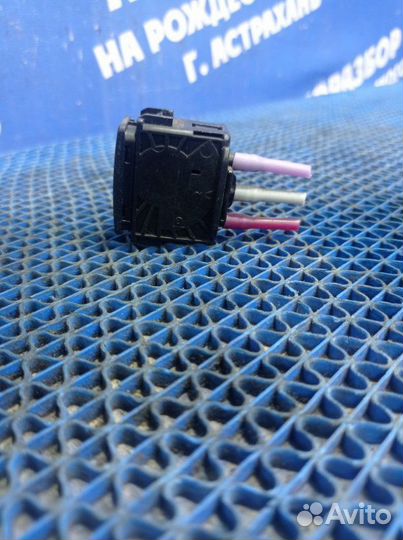 Кнопка корректора фар Mercedes-Benz A170 хэтчбек