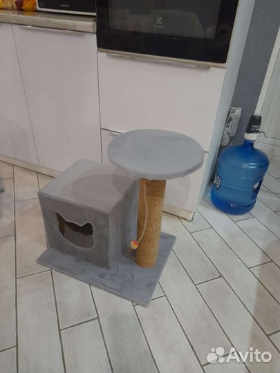 Когтеточки, домики доя кошек