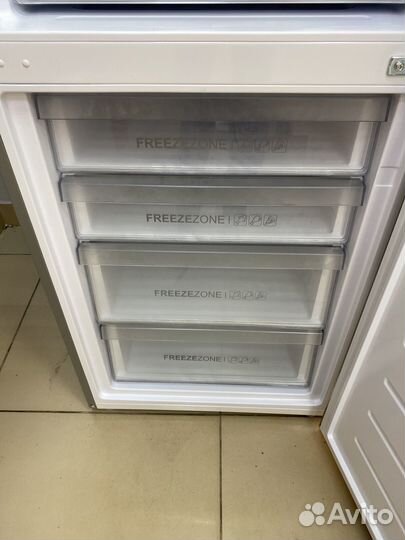 Г35 Холодильник Haier C4F640CXU1