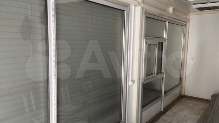 Павильон на Петровской набережной, 12.5 м²