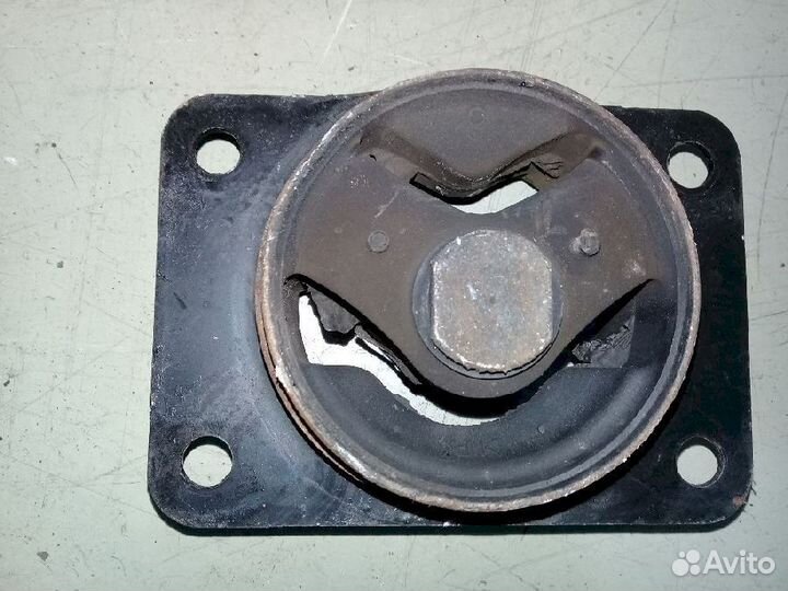 Опора двигателя (подушка двс) левая 11620-80JA0 Su