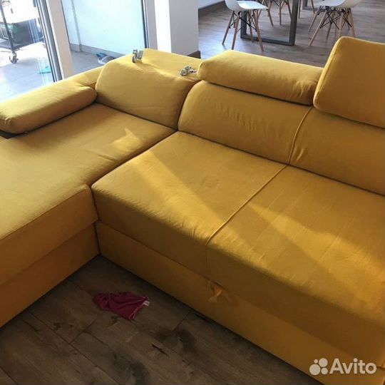 Химчистка мягкой мебели дивана матраса ковролина