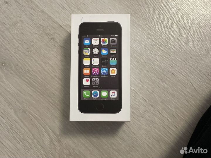 Коробка от телефона iPhone 5s