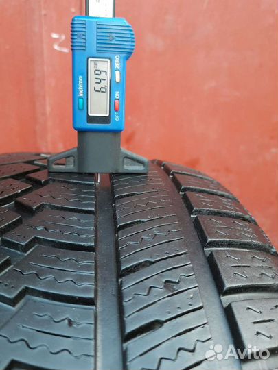 Ovation W-586 235/55 R18 104H