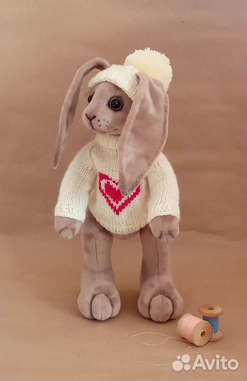 Плюшевый заяц ручной работы