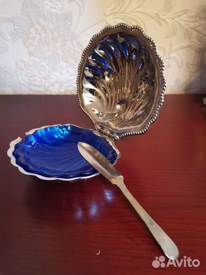 Икорница ракушка