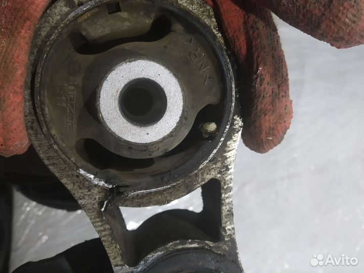 Подушка АКПП двс нижняя Mazda CX-7