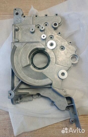 Крышка двигателя передняя Audi A8 (4E) 2003-2010