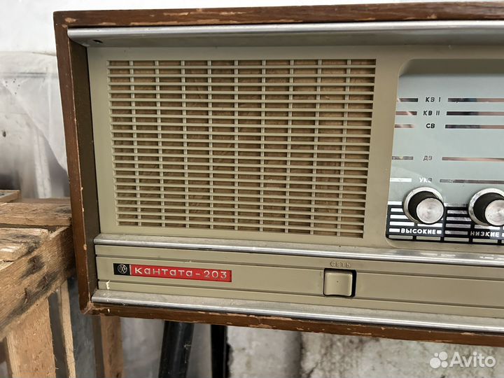 Радиола контата 203