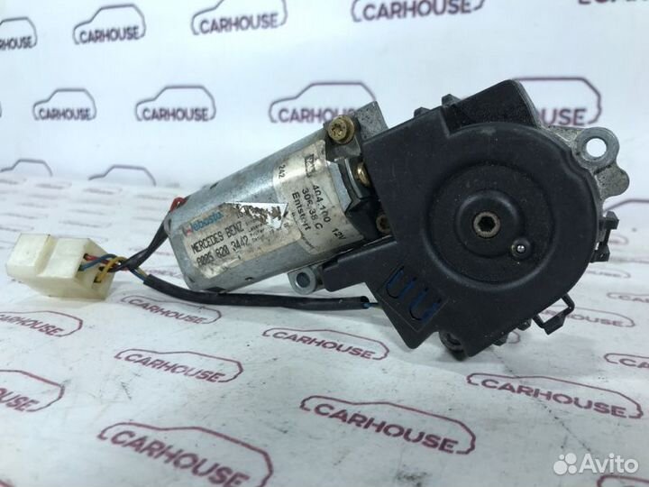 Моторчик люка Mercedes Benz W638