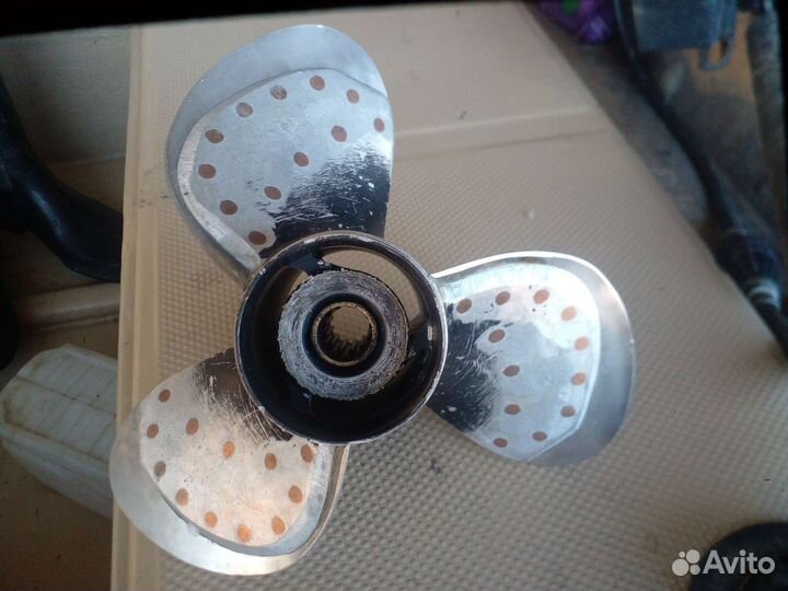 Винт yamaha 40-60