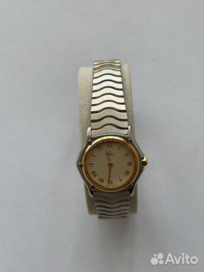 Часы женские Ebel на стальном матовом браслете