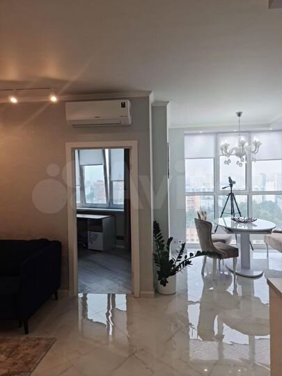 3-к. квартира, 67 м², 19/28 эт.