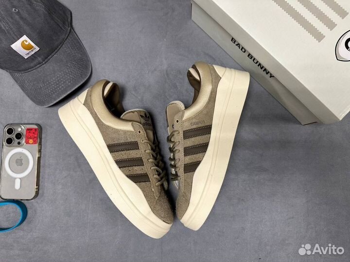 Adidas campus