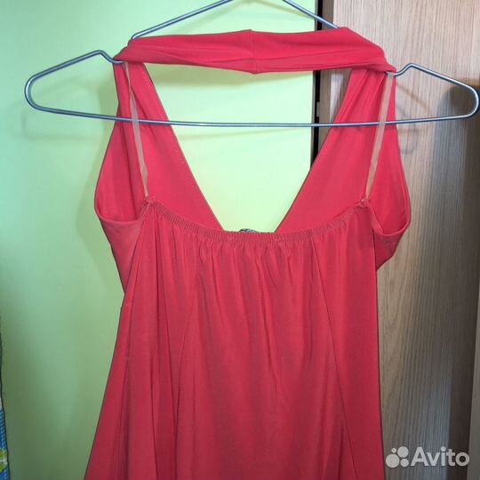 Коралловое платье