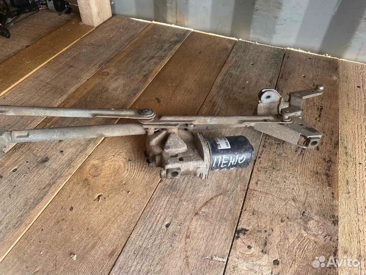 Трапеция дворников с моторчиком Peugeot 307