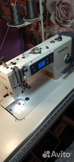 Швейная промышленная машинка