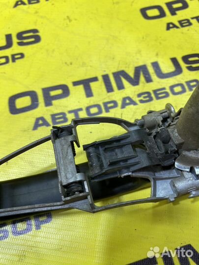 Ручка двери передняя левая Skoda Octavia A5