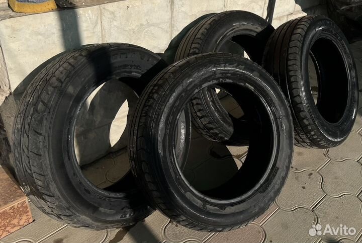 Dunlop SP Sport 2050M R16