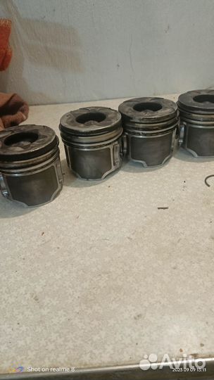 Kyron ssangyong поршня