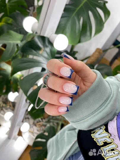 Модель на маникюр в школу мастеров