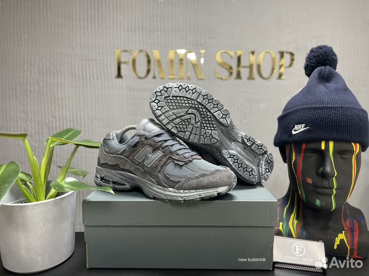 Кроссовки New Balance 2002r