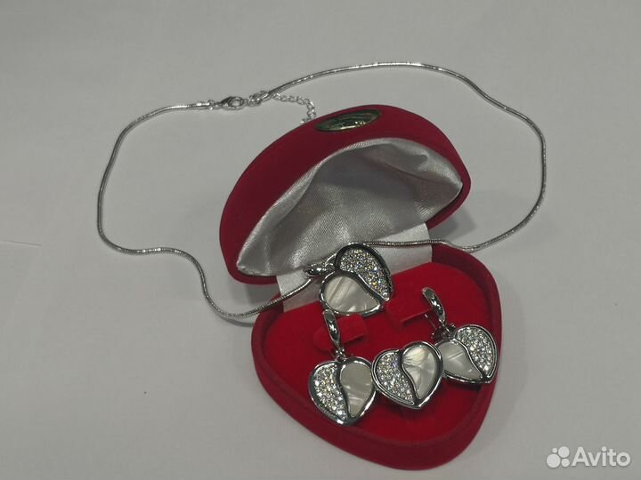 Комплект бижутерии Подвеска, Серьги и Кольцо