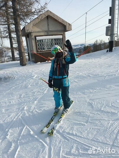 Горнолыжный комбинезон костюм