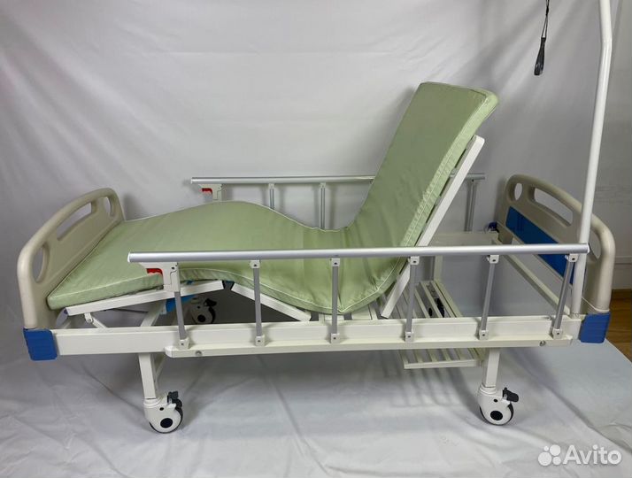 Медицинская кровать для лежачих больных