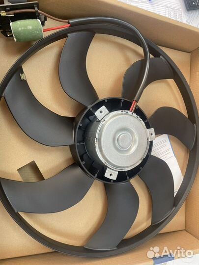 Вентилятор радиатора охлаждения Опель Астра J