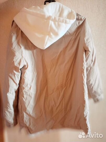 Куртка демисезонная для девочки 140 на флисе