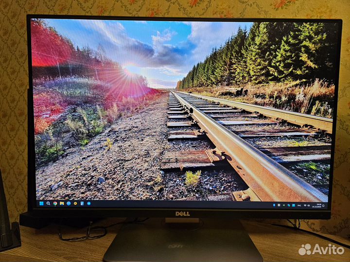 Монитор dell U2415