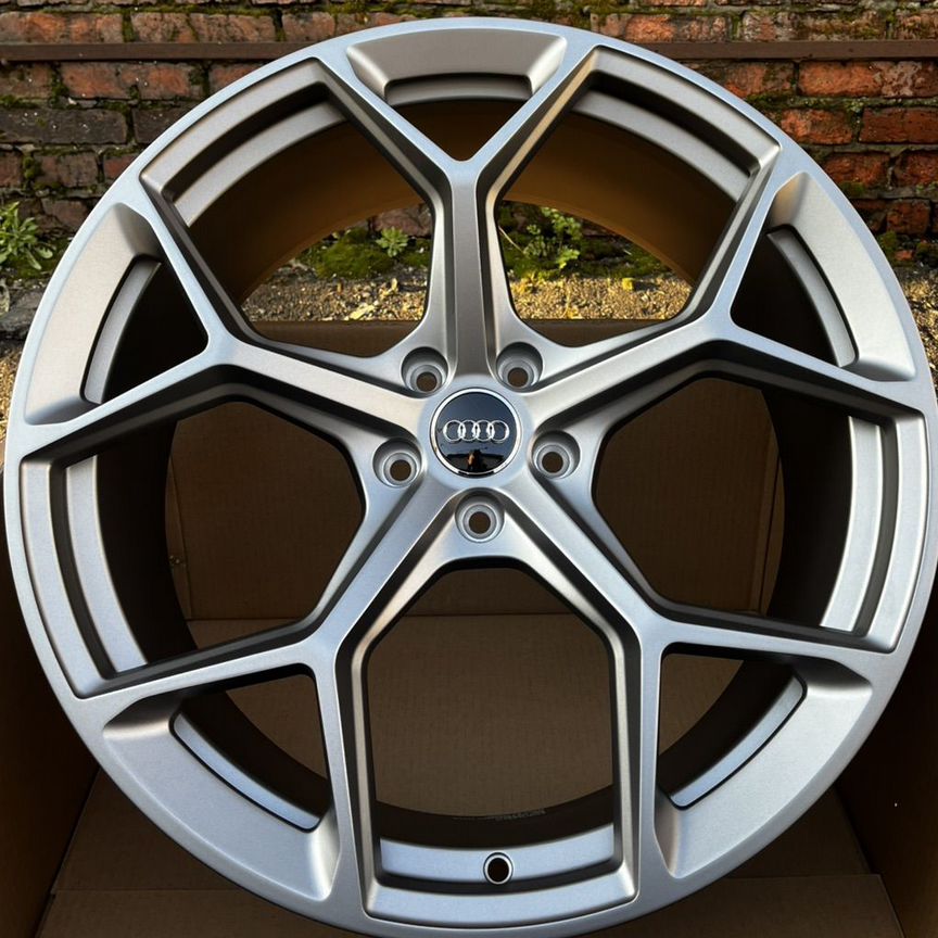 Литые диски Audi 9×R21 5×112