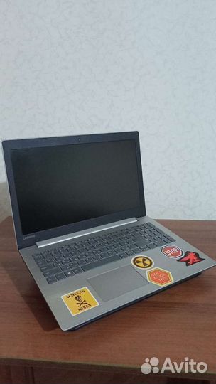 Мультимедийный Ноутбук Lenovo ideapad 330-15IKB