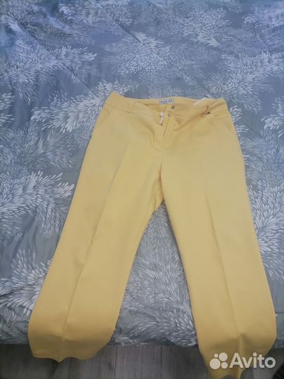 Летний костюм с брюками