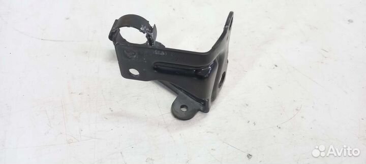 Кронштейн доп.насоса 2.0 DFG Volkswagen Tiguan 2