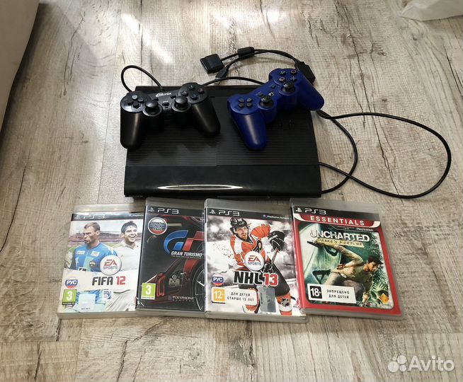 Sony PS3 super slim прошита с дисками