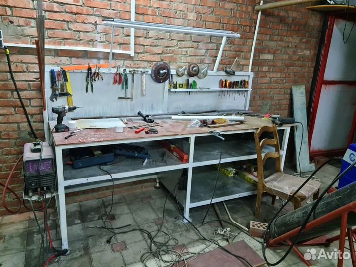 Верстак слесарный