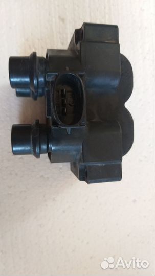 Катушка зажигания Ford Escord 1998