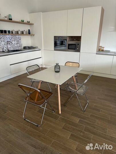 Комплект японско-скандинавские стульев для курортов