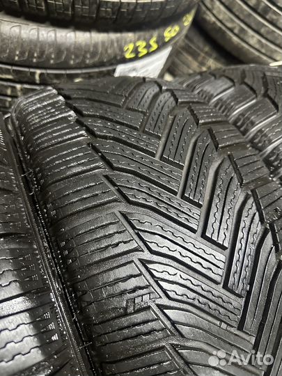 Michelin Alpin 6 205/45 R17
