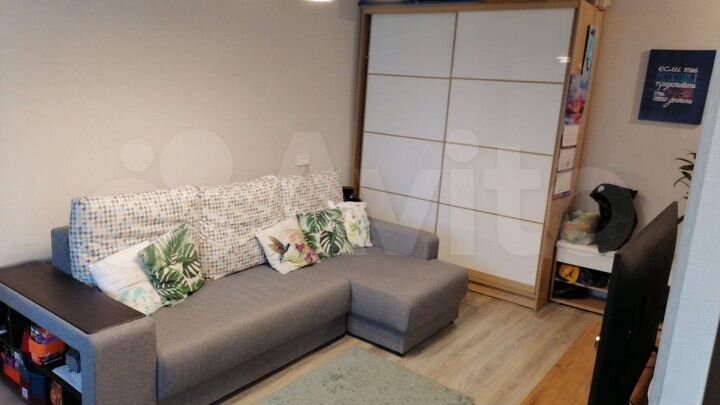 2-к. квартира, 42 м², 5/5 эт.