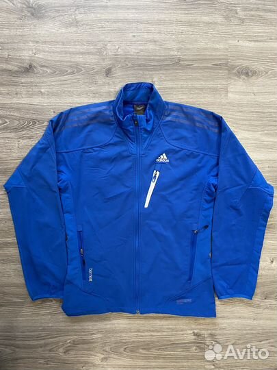 Ветровка adidas soft shell windstopper