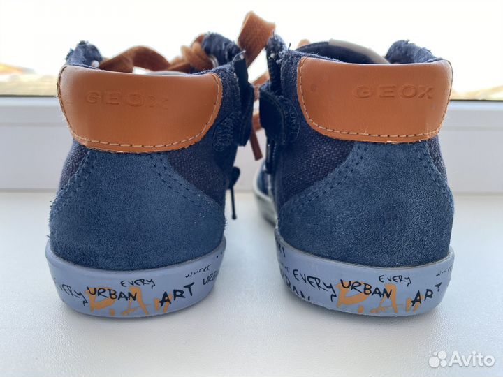 Кроссовки Geox