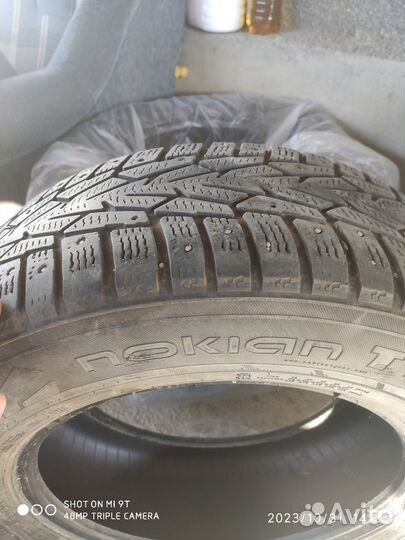 Nokian Tyres Hakkapeliitta 7 SUV 215/65 R16