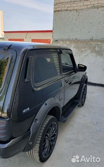 LADA 4x4 (Нива) 1.7 МТ, 2009, 150 000 км