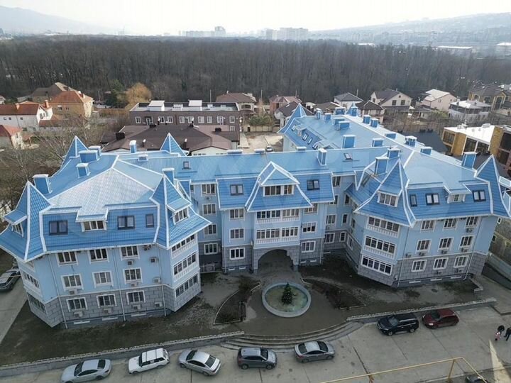 2-к. квартира, 72,2 м², 2/4 эт.