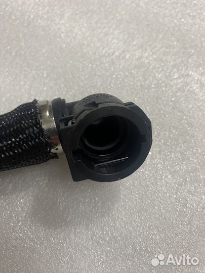 Патрубок охлаждения BMW G11 G12 G30 G32