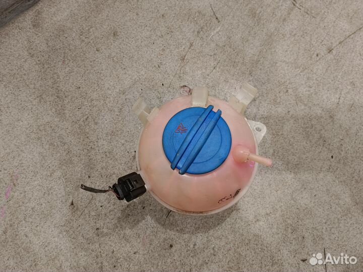 Расширительный бачок для VAG Volkswagen Skoda