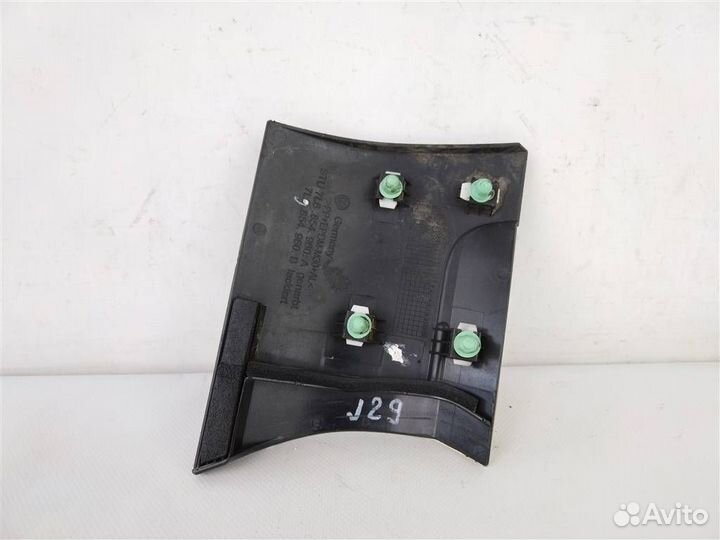 Молдинг переднего правого крыла фольксваген туаре